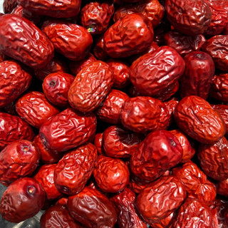100g Táo đỏ nguyên trái nhỏ nguyên liệu pha trà, nấu chè, nấu lẩu, hầm thức ăn, công dụng làm hồng da...(từ 30-32 trái)