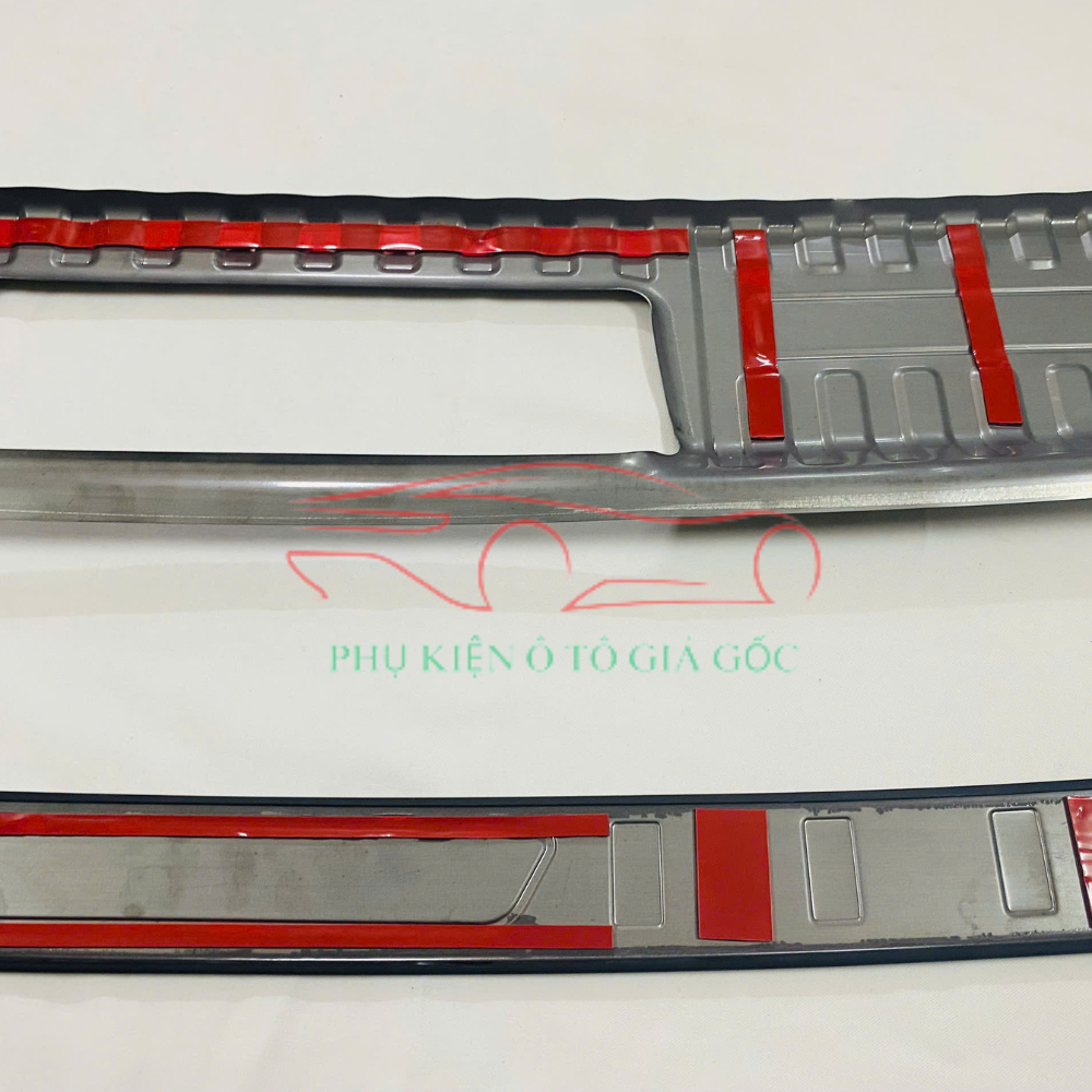 Ốp bậc cửa, nẹp bước chân và chống trầy cốp trong và ngoài xe Vinfast VF6 Vân Titan Hàng cao cấp