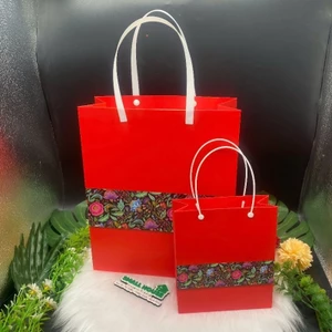 set 5 Túi giấy Ivory đựng quà tặng cao cấp chịu lực cao, quai cầm chắc chắn