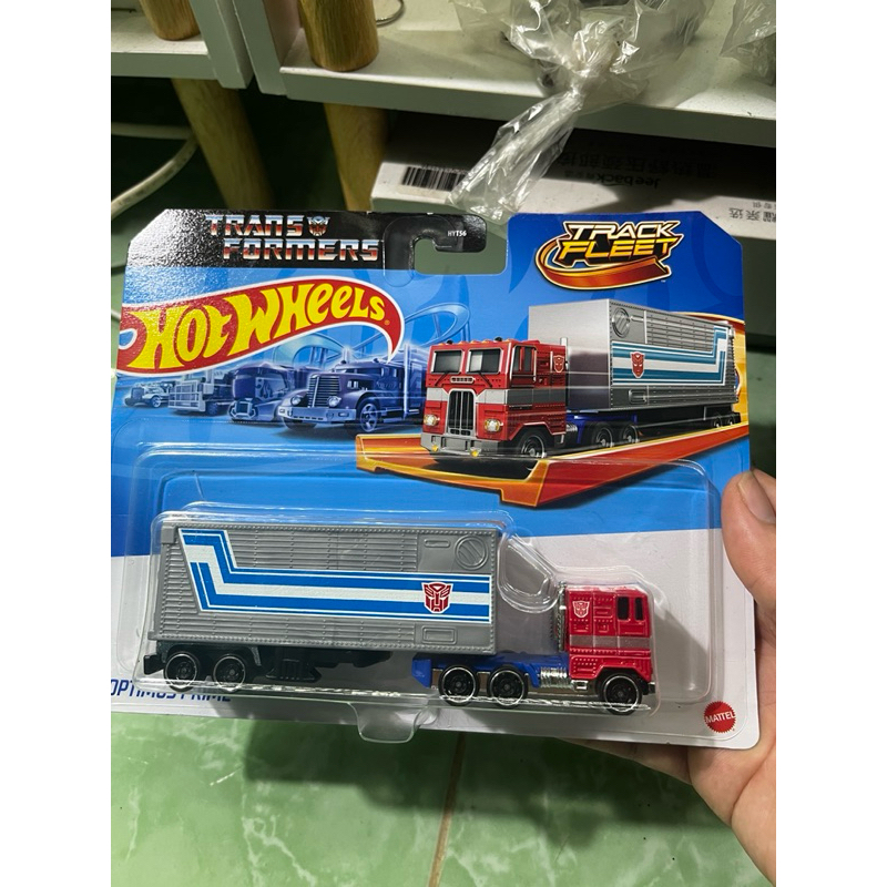 Xe Hot Wheels Optimus Prime | Shopee Việt Nam
