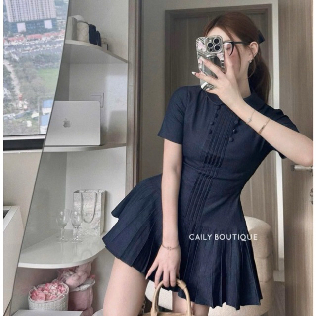 “Chari dress” Váy bò ngắn xoè cộc tay cổ sen đính khuy bọc thiết kế chân xoè dập ly sang chảnh | MIU.STUDIO