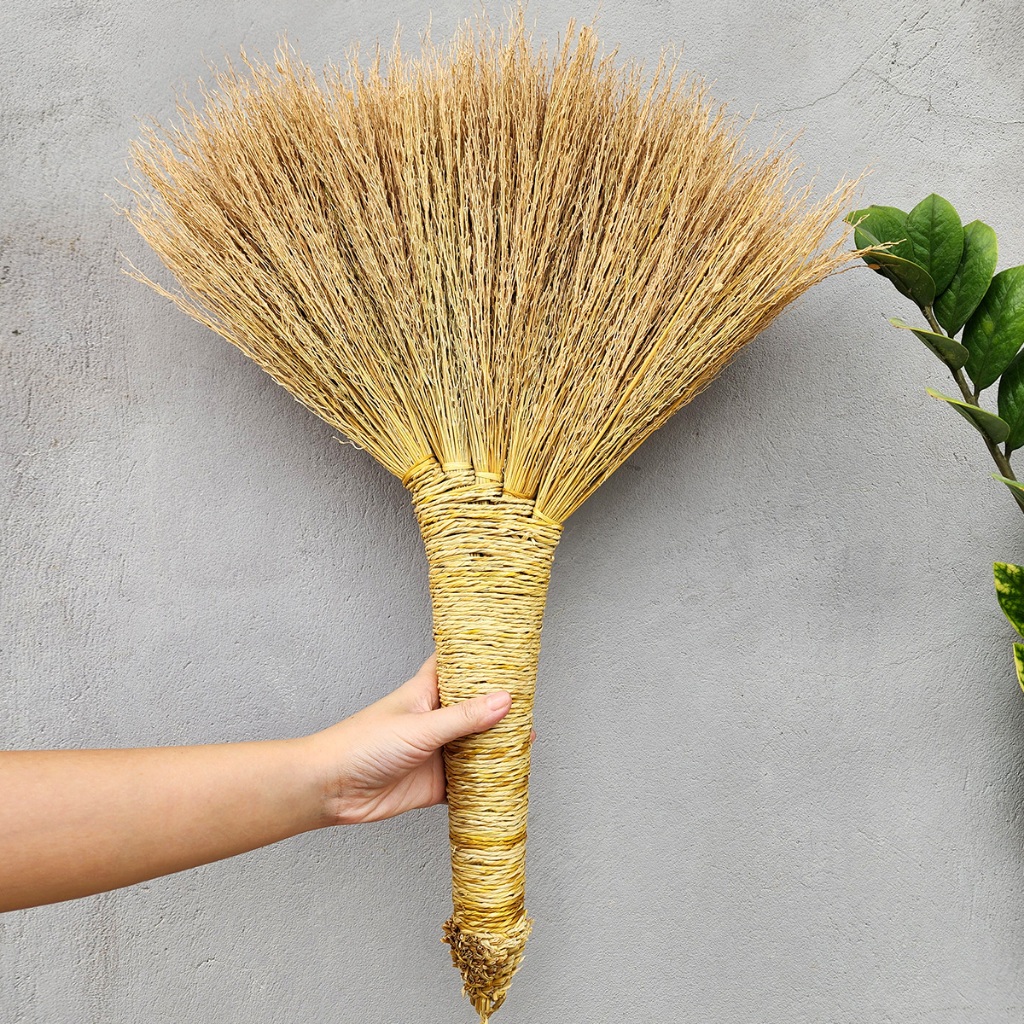 Chổi rơm nếp cái hoa vàng, bền đẹp, 100% thủ công, thân thiện môi ...
