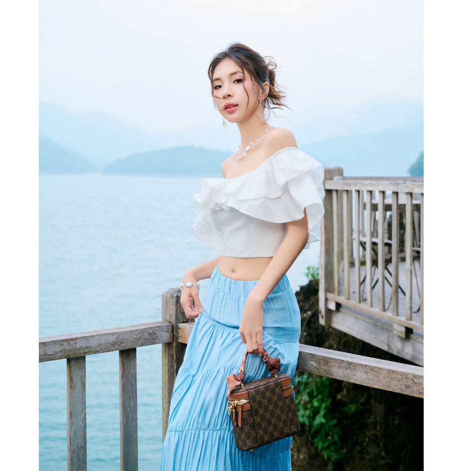 Set đồ biển đôi nam nữ set couple với người yêu áo sơ mi  nam + đầm maxi xòe áo trễ vai nữ thương hiệu LILA - AVRIO