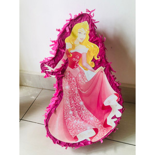 Pinata đập kẹo công chúa