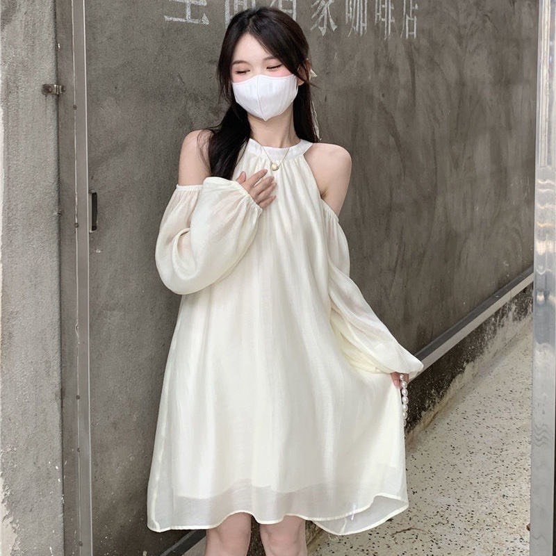 Váy cổ yếm hở vai tay dài bồng thắt dây nơ sau lưng Đầm babydoll trễ vai form rộng chất voan 2 lớp T115G