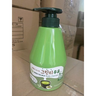 Sữa tắm trà xanh và tinh chất sữa ong chúa Kwailnara green tea Body Cleanser 560g