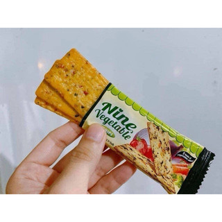 Bánh quy ăn kiêng  vị rau củ và vị phô mai weisiel gói 288g