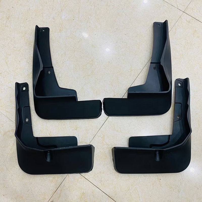 Bộ 4 chắn bùn xe Toyota Veloz 2022-2025 kèm ốc vít hàng cao cấp