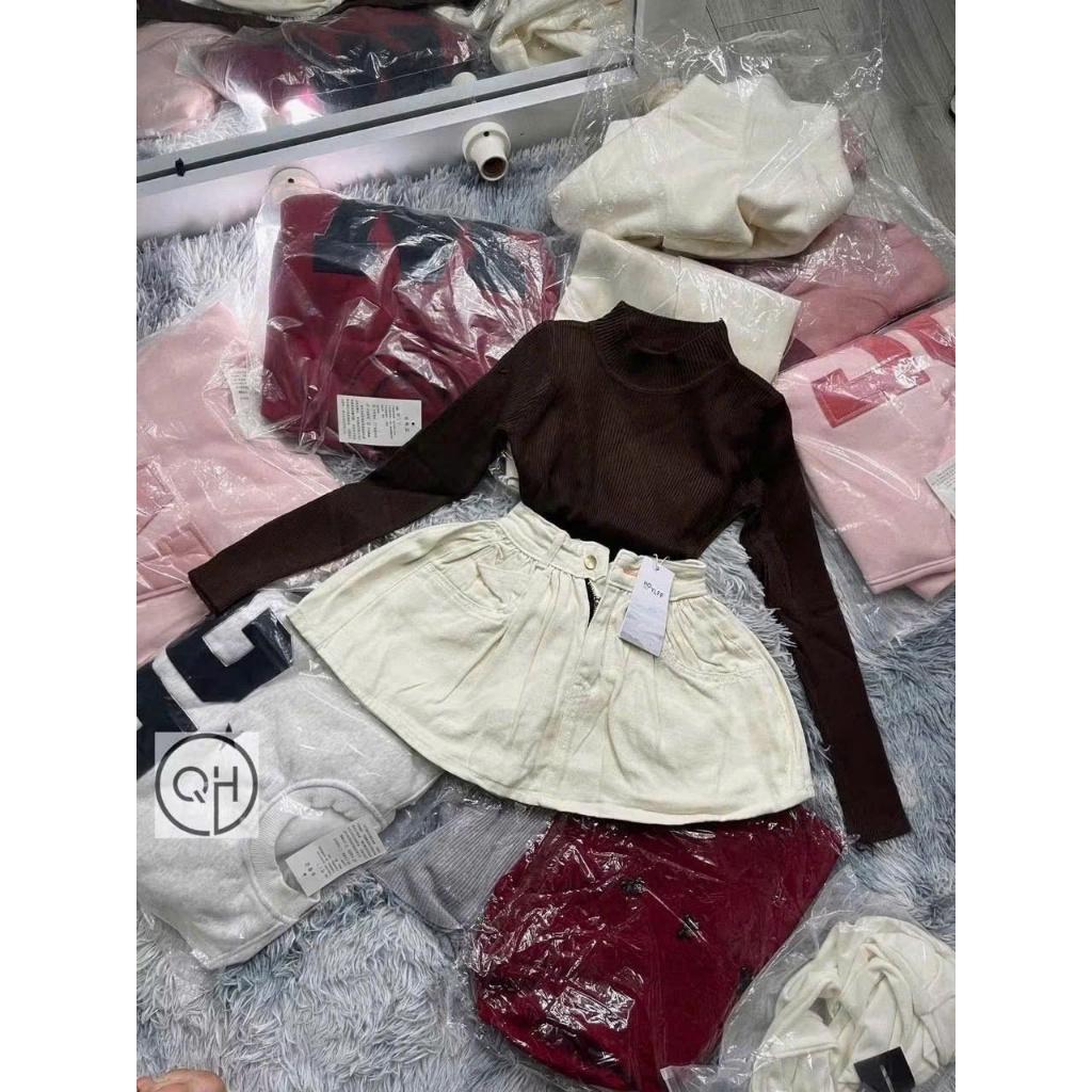 Chân váy ngắn denim kèm lót trong