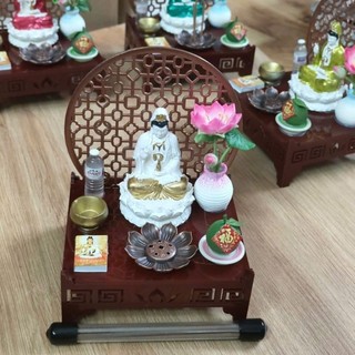 Bàn thờ Mini Mẹ Quan Âm Mẫu 2025 Size 11cmx9cm