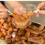 Set 500g Kẹo Me Thái sấy cay Trường Xương + 50g Muối Chay
