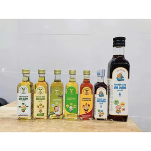 Dầu Ăn Dặm Cho Bé Nguyên Liệu Hạt Tự Nhiên (Oliu, Óc Chó, Gấc, Sachi, Mè, Hạt Lanh, Nước Mắm) - Thương Hiệu Thuyền Xưa