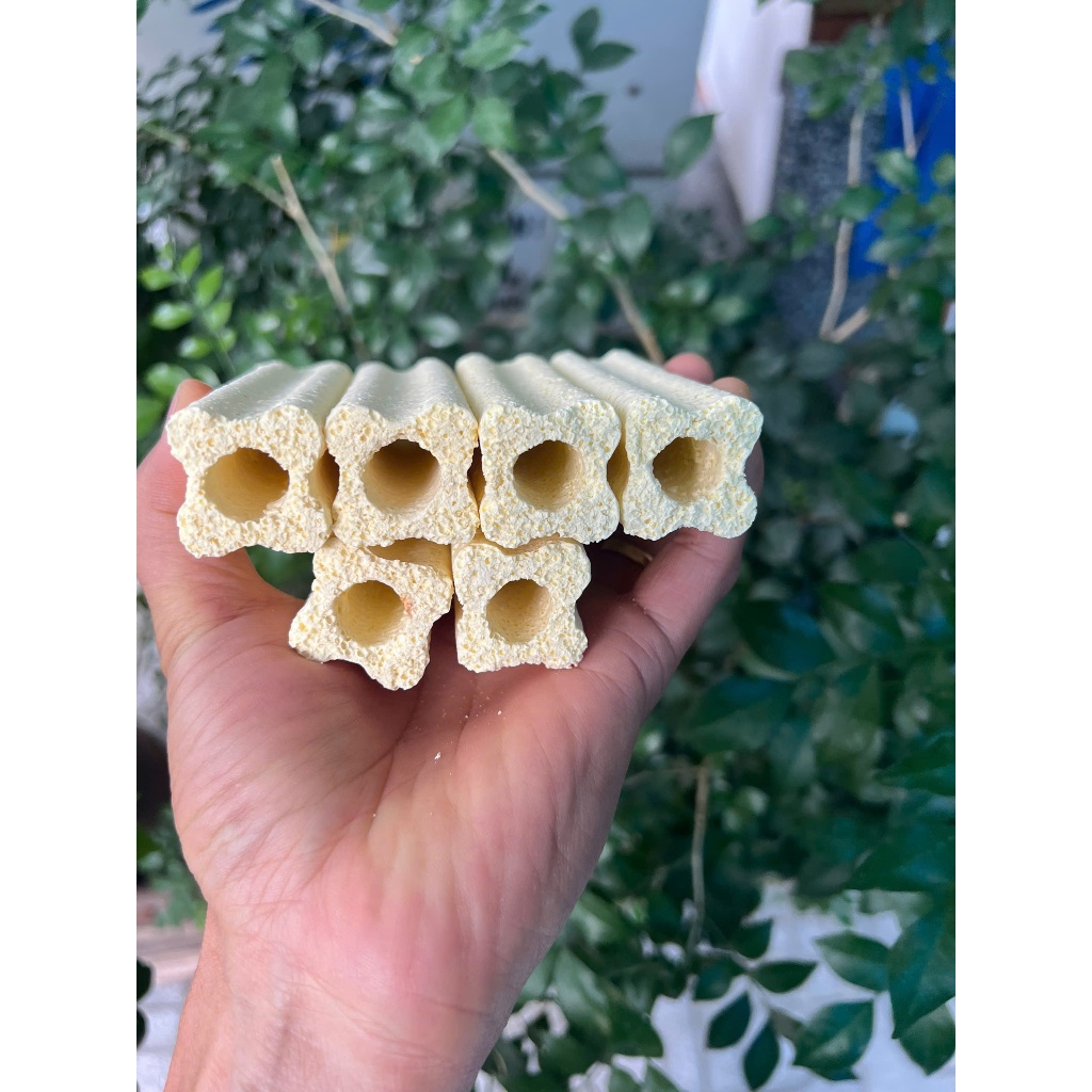 Sứ thanh mai lọc nước cỡ nhỏ,nhập khẩu TQ kích thước 9.5x2.5x2.5cm,sứ lọc hồ cá cao cấp.