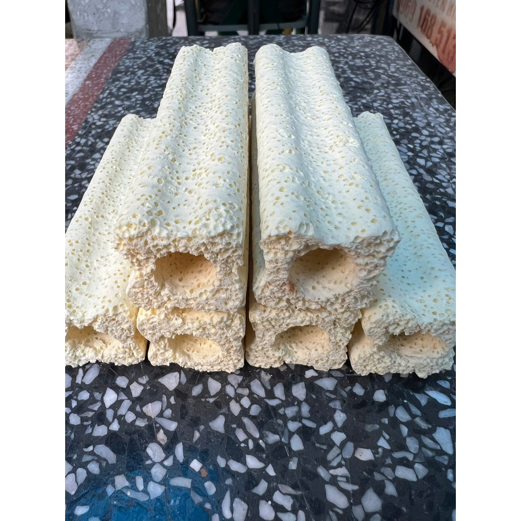 Sứ thanh mai lọc nước cỡ nhỏ,nhập khẩu TQ kích thước 9.5x2.5x2.5cm,sứ lọc hồ cá cao cấp.