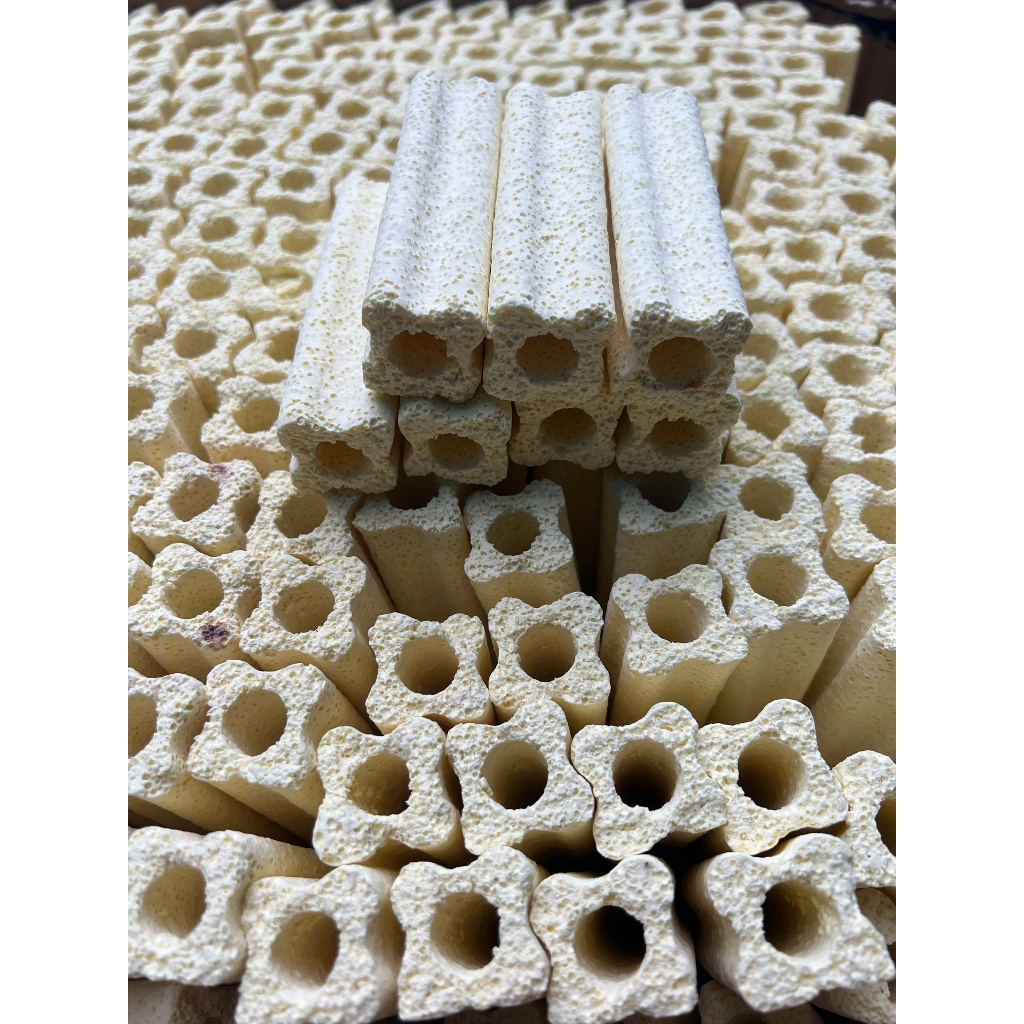 Sứ thanh mai lọc nước cỡ nhỏ,nhập khẩu TQ kích thước 9.5x2.5x2.5cm,sứ lọc hồ cá cao cấp.