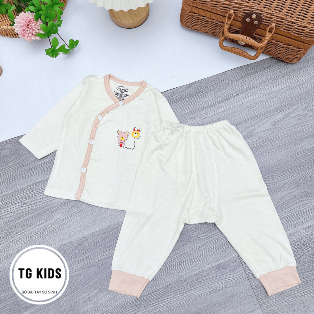 Set 3/5 Bộ quần áo sơ sinh dài tay thun lạnh màu kem in ngực hoạ tiết đơn giản cho bé 0 - 9 tháng [DL03]  Đậu Đậu Store