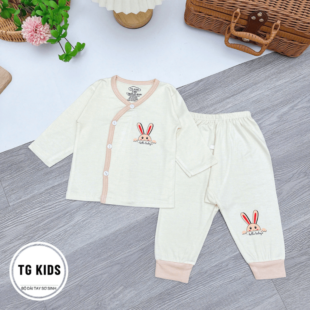 Set 3/5 Bộ quần áo sơ sinh dài tay thun lạnh màu kem in ngực hoạ tiết đơn giản cho bé 0 - 9 tháng [DL03]  Đậu Đậu Store