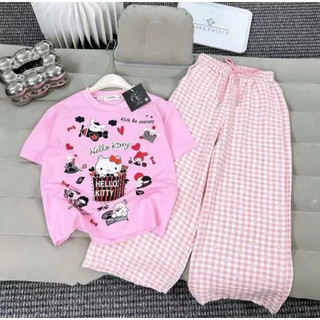 Bộ Kitty phối quần kẻ cho bé gái (9-44kg) chất cotton mềm mịn
