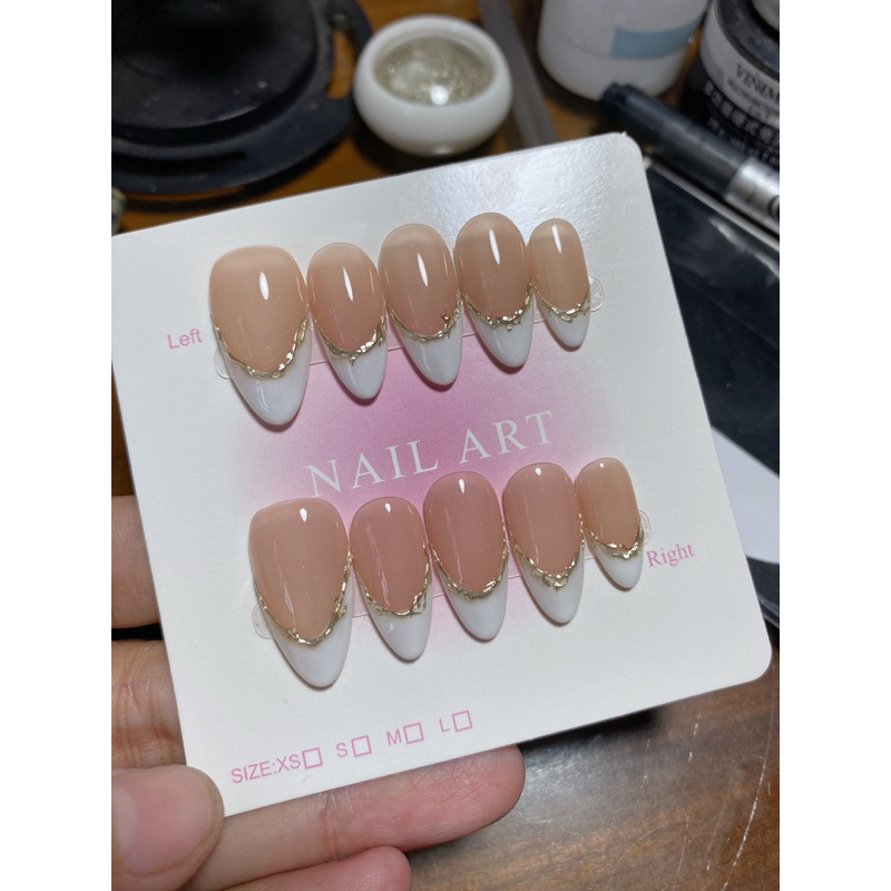 381. nailbox thạch nu de fen trắng, viền tráng gương vàng