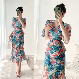 Set bộ hoa tơ cổ V áo crotop phôi chân váy đuôi cá A2047