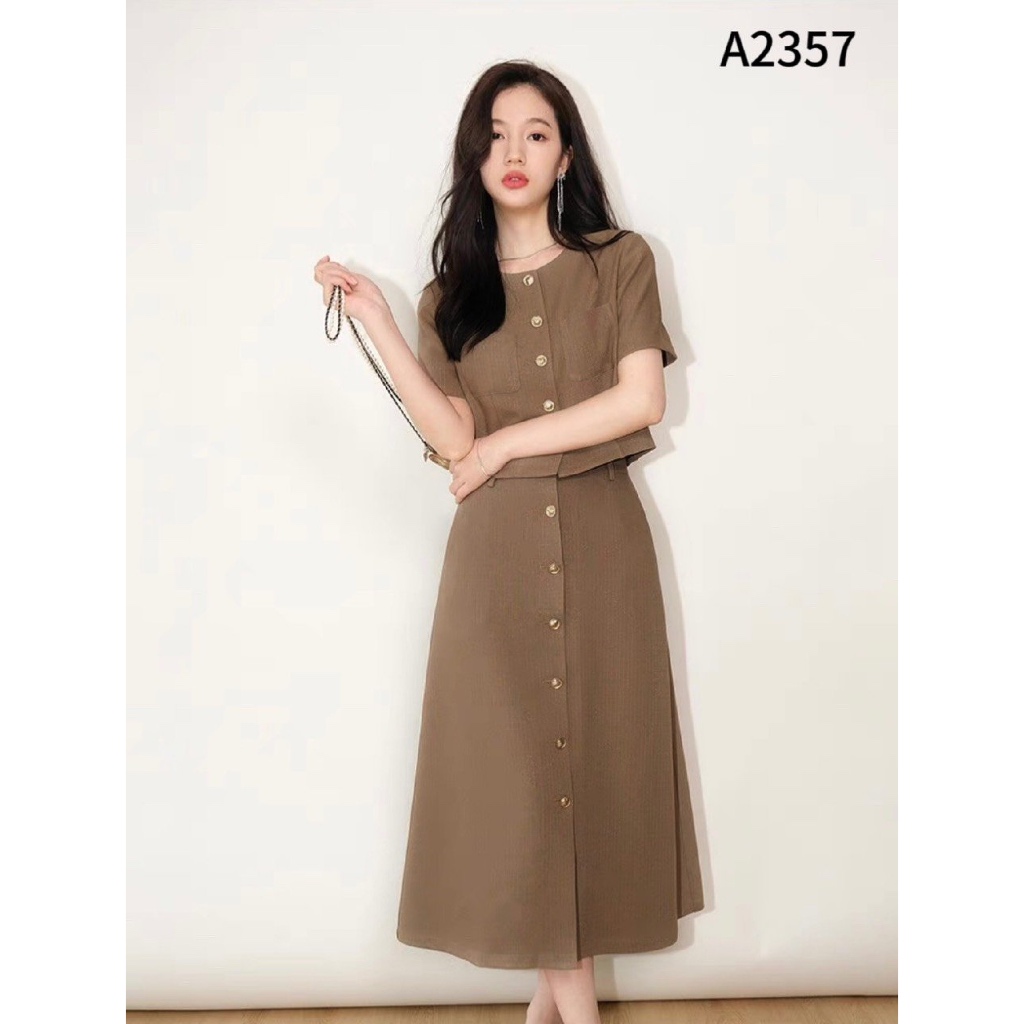 Set bộ áo crotop phối chân váy midi dáng dài A2357