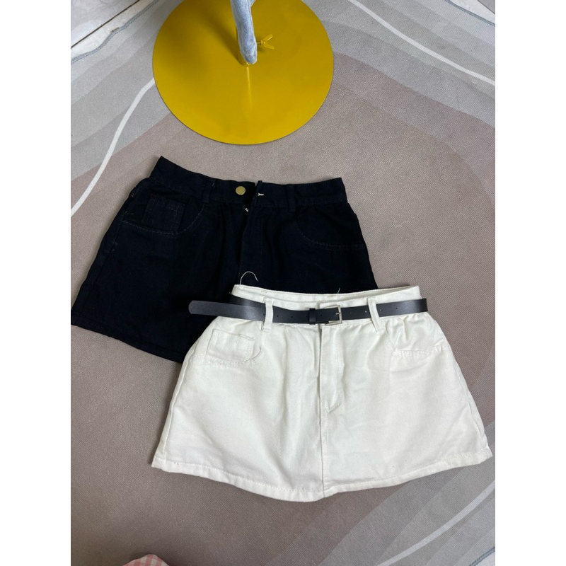 Chân Trơn Chữ A Dáng Trơn Dễ Phối Đồ Hot Trend Mới Về Cho Chị Em