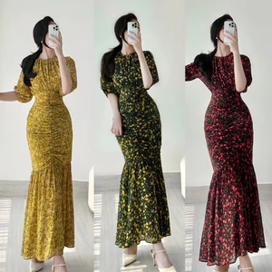 Đầm maxi đuôi cá 2 màu hoa đỏ, vàng A2367