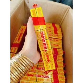 36hộp(500gr) Bánh đậu xanh rồng vàng Tiên Dung,bánh mềm,tan chảy trong miệng, ngọt nhẹ,vị đậu xanh thơm phức,dễ ăn nữa.