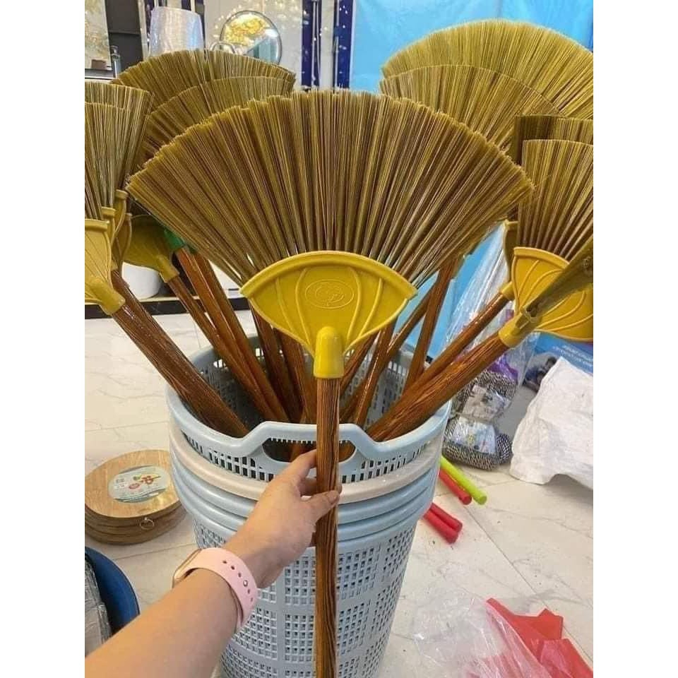 Chổi Cước Mềm Cán Gỗ Dùng Quét Nhà Tắm Sân Vườn Tiện Lợi