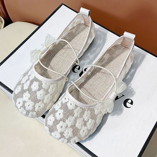 (Sẵn trắng 35,36,40 đen 35,37 )Giày Búp Bê Mary Jane Phối Hoa Lưới Đế Dẻo Ulzzang (Lùi 1 Size)