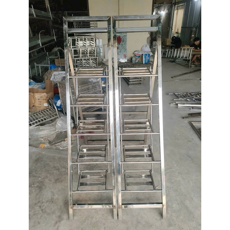 Thang inox gấp gọn dùng trong nhà hoặc ngoài trời inox 100% sử dụng chắc chắn,an toàn
