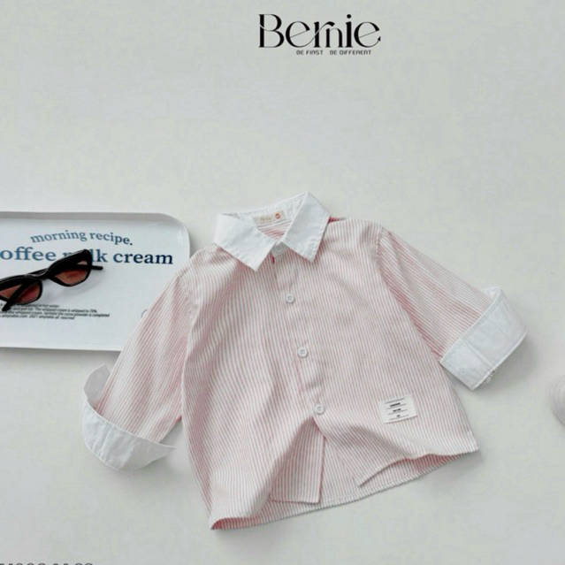 Áo sơ mi dài tay kẻ sọc Bernie phối cổ trắng kiểu dáng basic dễ dàng phối đồ cho bé trai 8-24kg
