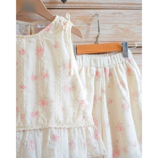 [B&G] Sét bộ sát nách quần lửng thêu hoa phối ren cho bé gái từ 2-12 tuổi(12-45kg)