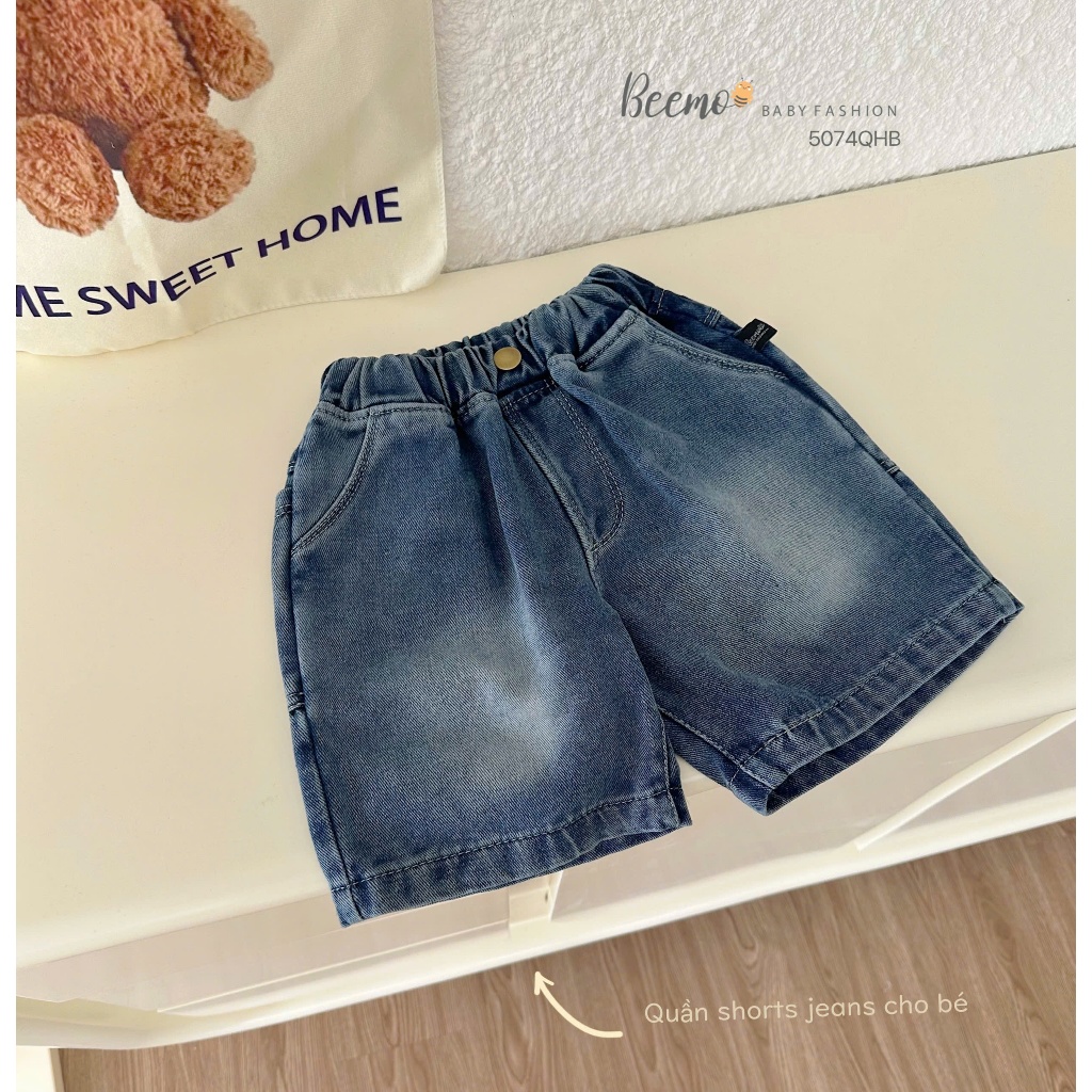 Quần sóc bò bé trai, quần shorts jeans phối tag da cá tính cho bé trai 5074QHB