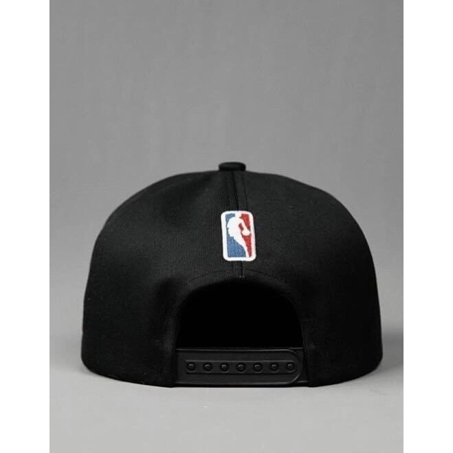 Nón hiphop, mũ snapback Bulls chỉ đỏ phối vải kaki form chuẩn thời trang đường phố