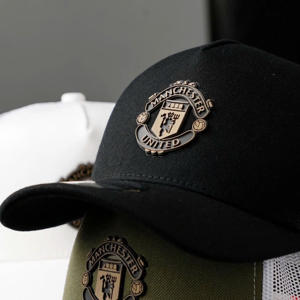 (Hàng VNXK) Nón kết, Mũ lưỡi trai CLB Machester United Logo Nhựa cao cấp (Ảnh thật)