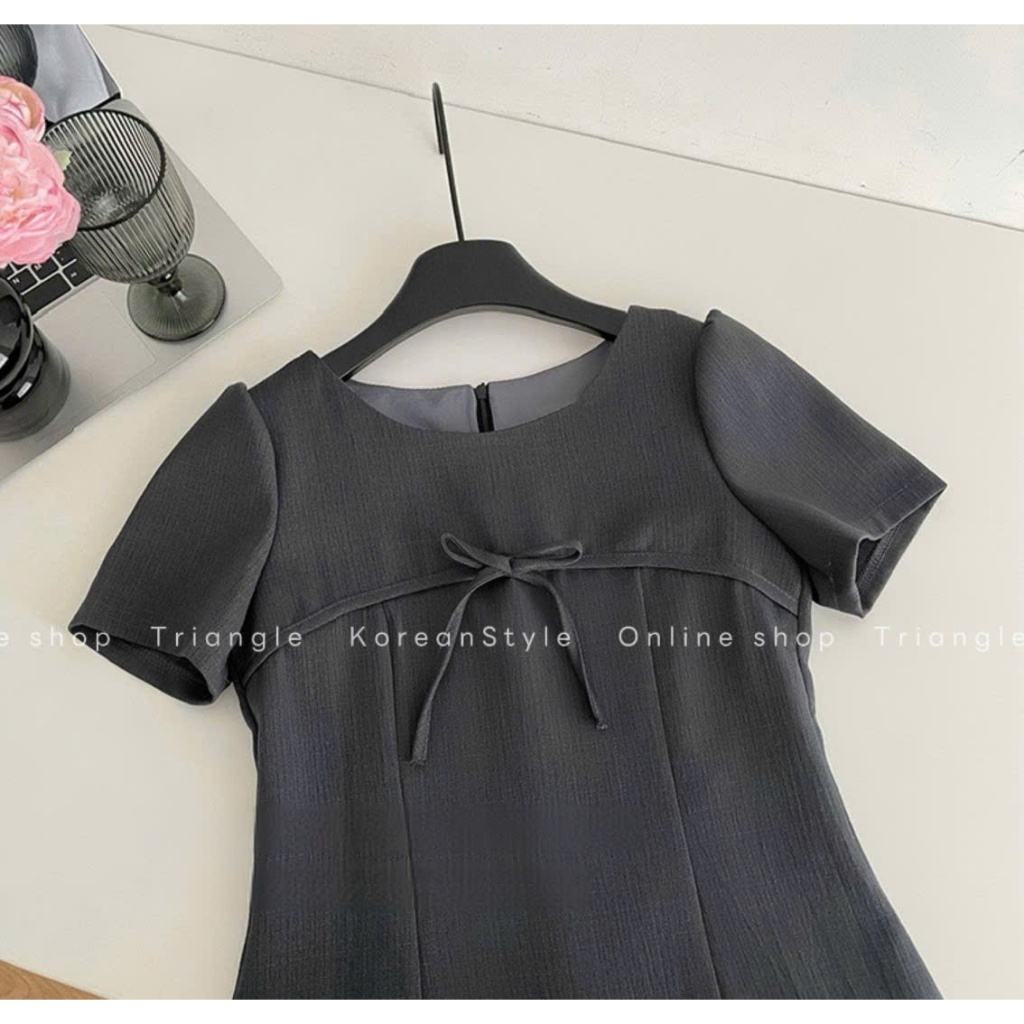 Triangle - Elegant Dress (Cân nhắc kỹ, return is not welcomed)- Đầm Hàn Quốc thanh lịch có tay dáng ngắn màu xám