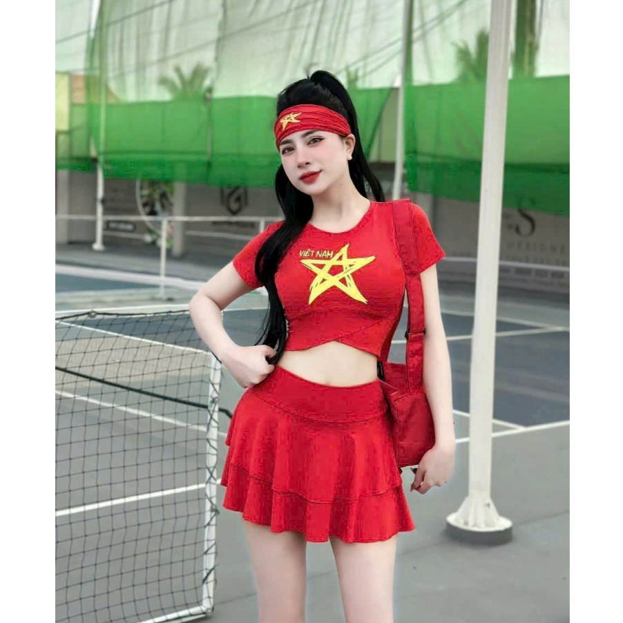 Áo đỏ sao vàng croptop vạt chéo chất siêu đẹp, sẵn sll đội nhóm