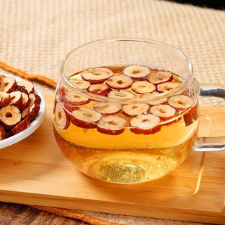 Táo Đỏ Thái Lát Thơm Ngon, Bổ Dưỡng Tốt Cho Sức Khỏe Gói 500g