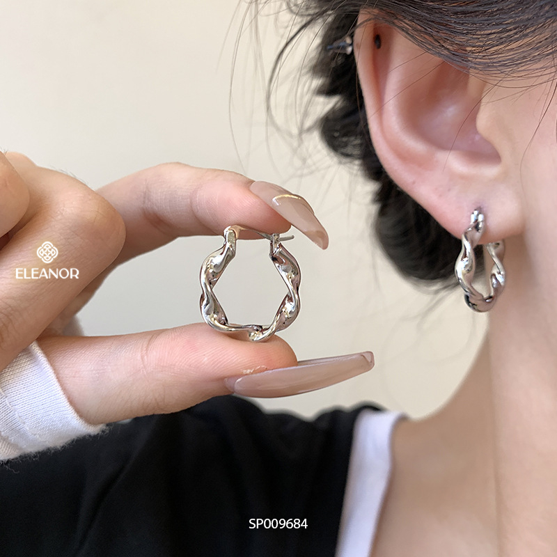 Bông tai nữ chuôi bạc 925 Eleanor Accessories xoắn trơn basic phụ kiện trang sức khuyên tai 9684