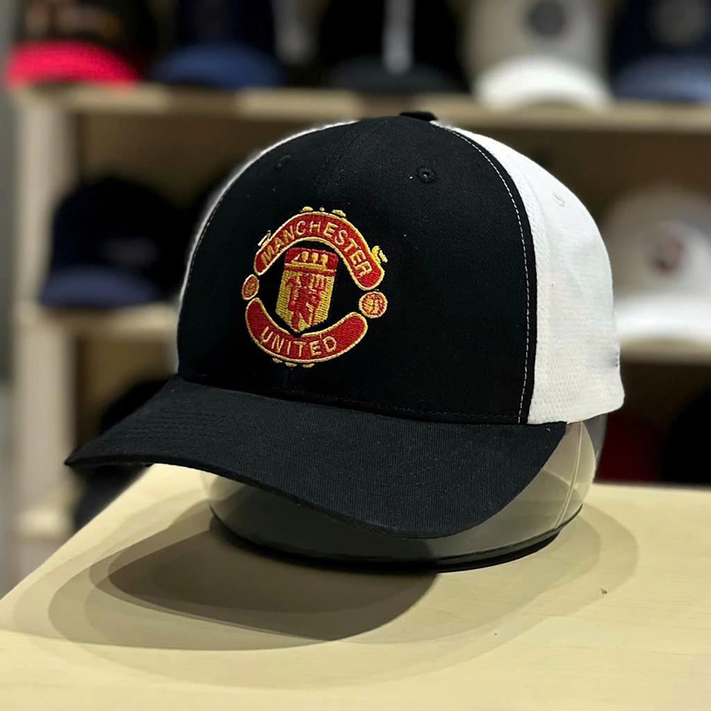 Nón kết, mũ lưỡi trai Câu lạc bộ bóng đá Manchester United vải kaki phối lưới thời trang cao cấp