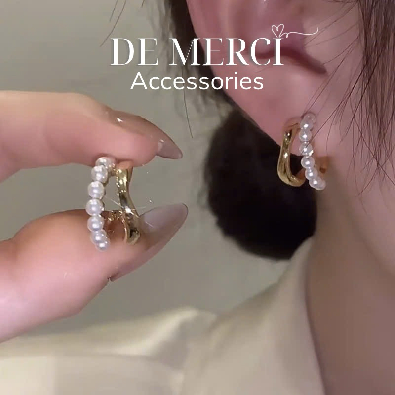 Khuyên Tai De Merci Accessories chữ C đính chuỗi ngọc trai nhân tạo