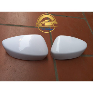 Gáo gương, ốp gương mazda cx5 2015 - 2016 lắp zin theo xe, màu trắng như hình.
