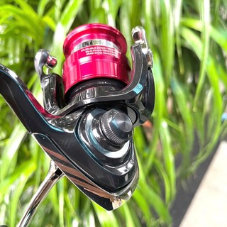 [LK HÒA]  MÁY CÂU CHUYÊN LURE DAIWA MG, MÁY CÂU ĐỨNG CHUYÊN CÂU LURE HÃNG DAIWA Đi Câu Bắt Cá
