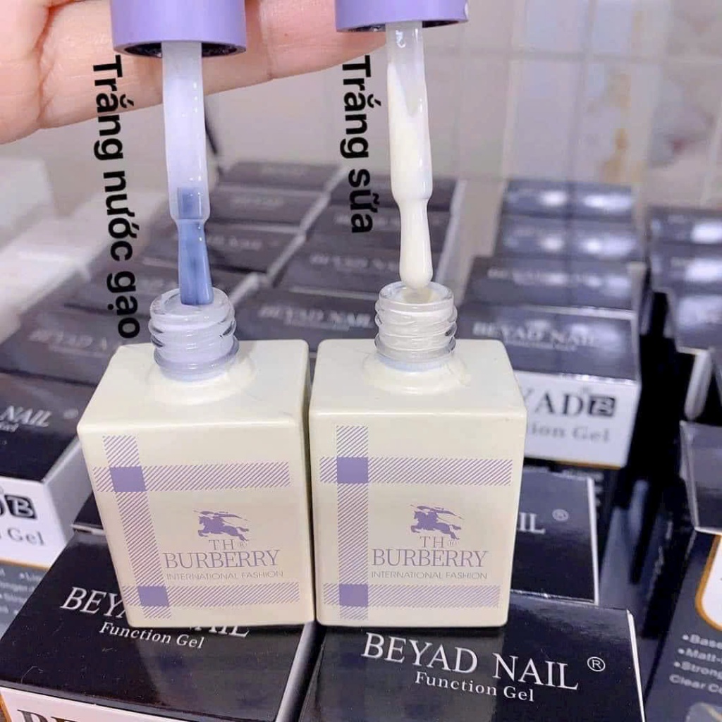 [Chính hãng] Sơn gel đen, trắng, trắng sữa, trắng gạo thương hiệu BURBERRY chính hãng lên màu chuẩn (18ml)