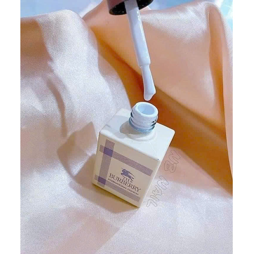 [Chính hãng] Sơn gel đen, trắng, trắng sữa, trắng gạo thương hiệu BURBERRY chính hãng lên màu chuẩn (18ml)