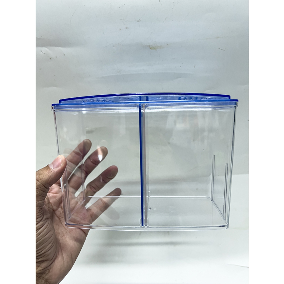 Bể Nhựa Mica 2 Ngăn Nuôi Cá Betta, Cá Cảnh Có Ngăn (18x9x13cm)