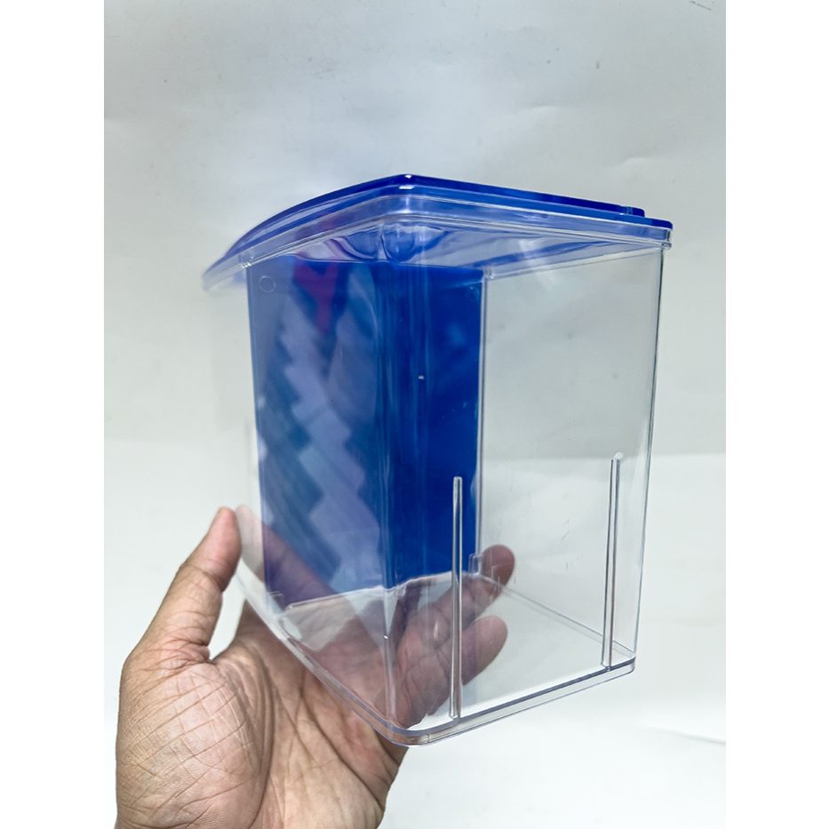 Bể Nhựa Mica 2 Ngăn Nuôi Cá Betta, Cá Cảnh Có Ngăn (18x9x13cm)