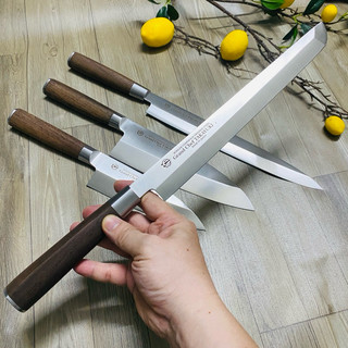 Dao phi lê sashimi - lọc xương Deba Nhật hiệu Takuyuki rất sắc bén, thép không rỉ, cán gỗ cầm tay, dễ sử dụng