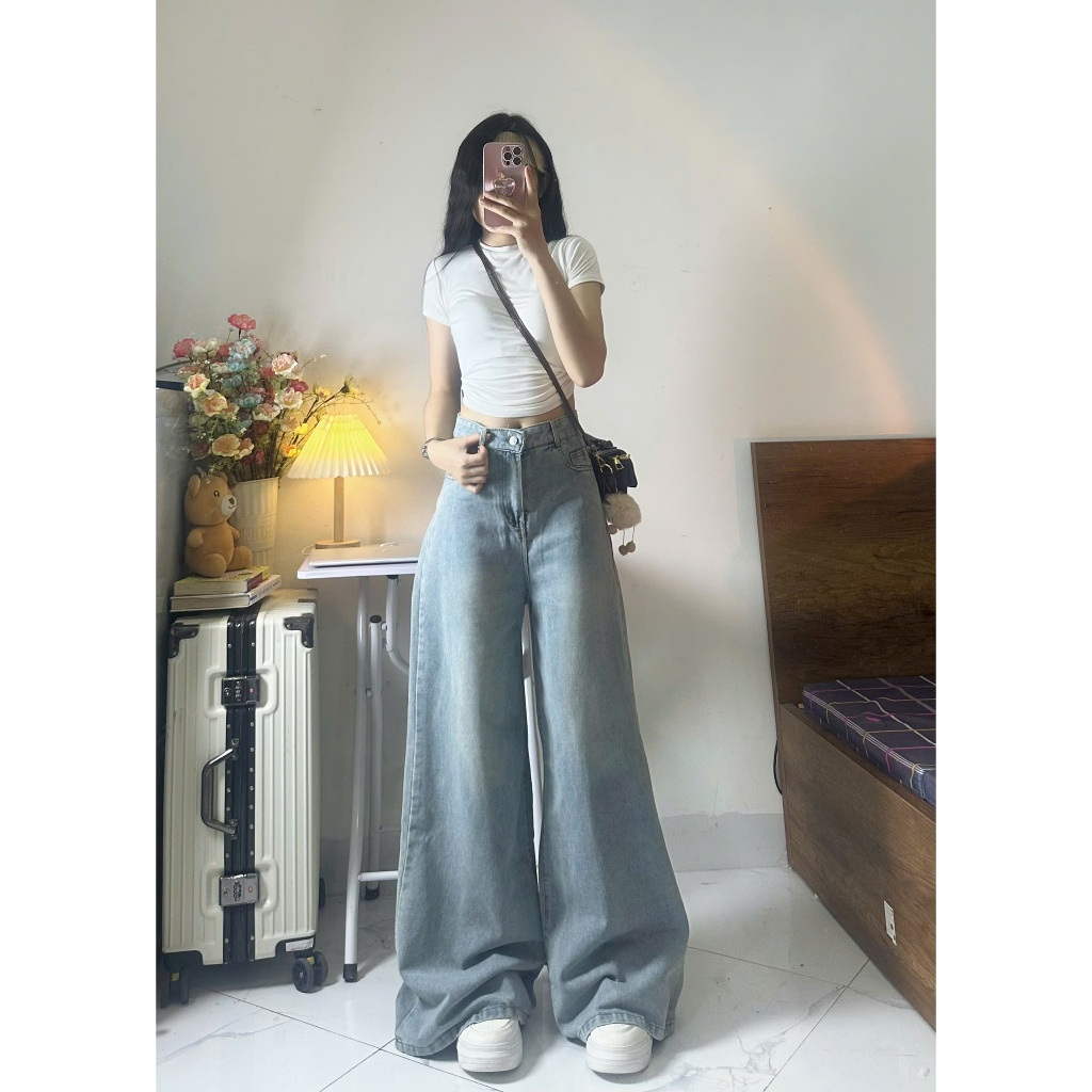 Quần jeans ống rộng Joolate màu xanh bạc ánh rêu hơi loe nhẹ lên dáng đẹp 7599 P12K10